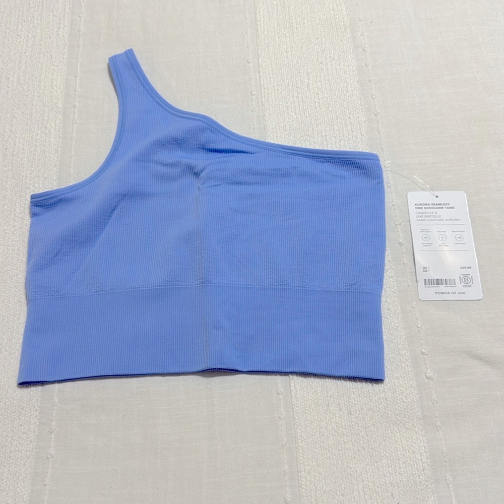 Athleta one should crop top